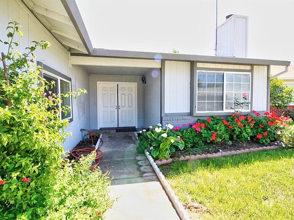 4th image of 8778 Yellow Rose Ct