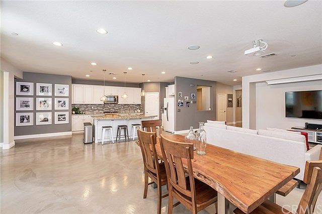 1st image of 29637 Rawlings Way