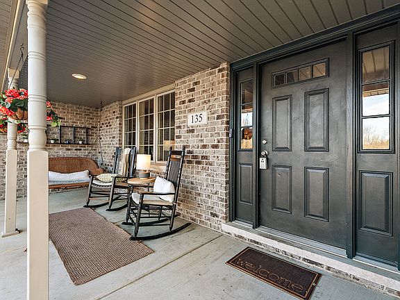 4th image of 135 Sonoma Rd