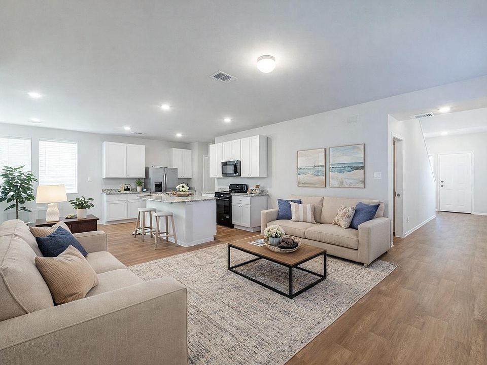 1st image of 342 Jade St