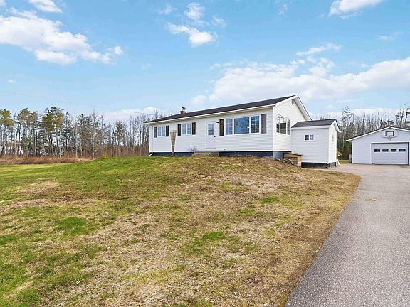 3rd image of 302 Fitch Rd