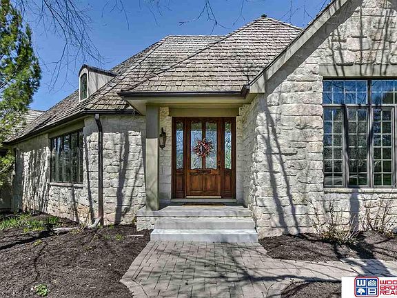 4th image of 6400 Black Forest Dr