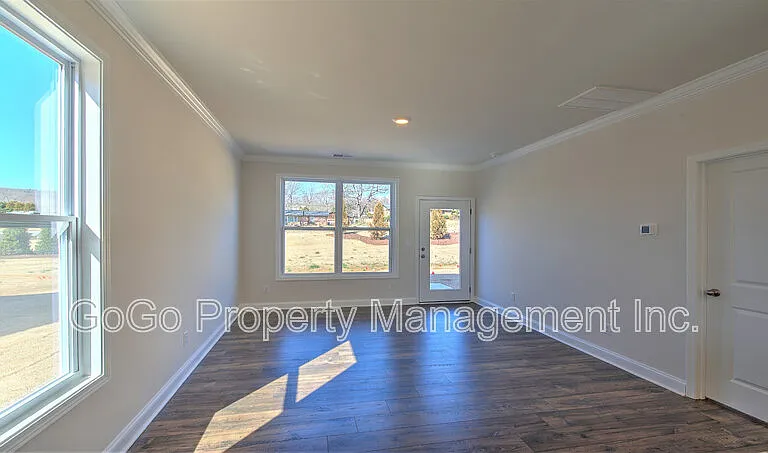 208 Reynard Trl — Photo 11