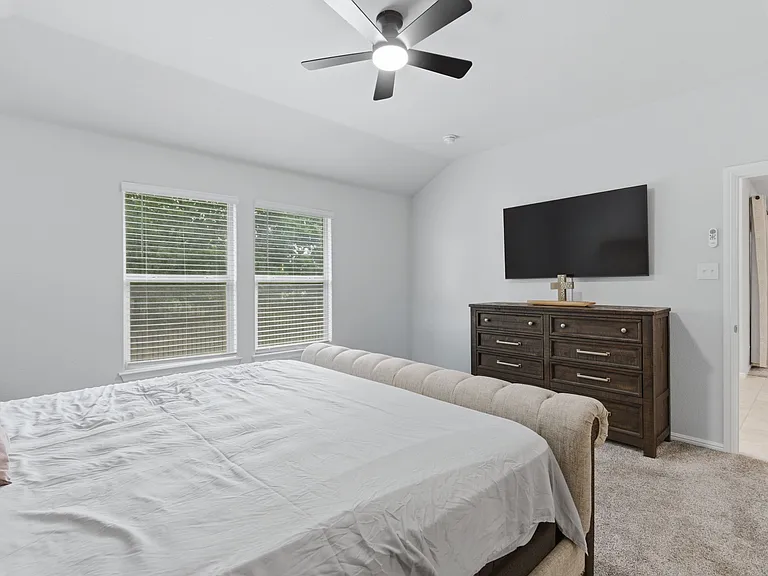 16308 Caledonia Ct — Photo 10