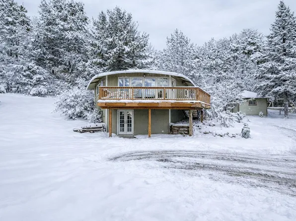 3338 Hillview Rd, Boyne Falls, MI 49713