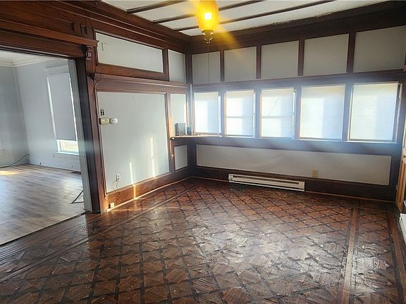 5th image of 1218 N Walnut St