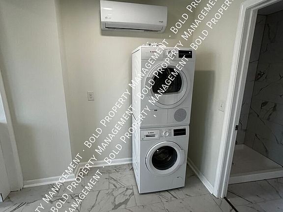 5th image of 121-123 N 9th St #2