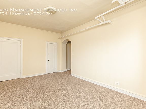 4th image of 6754 N Hermitage Ave #6754GN