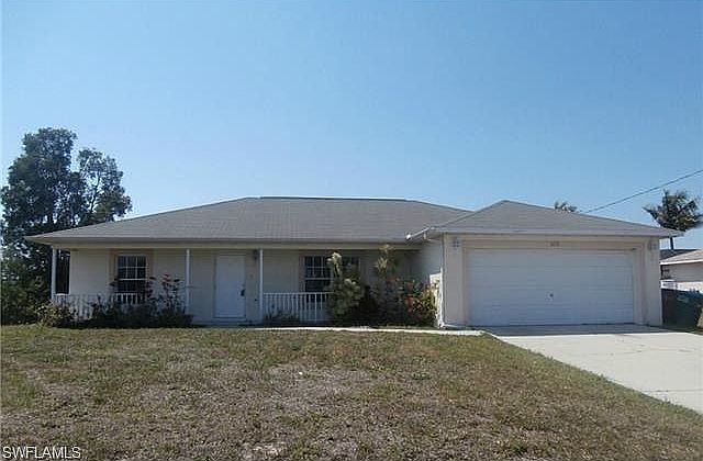 1st image of 212 NW 22nd Ct