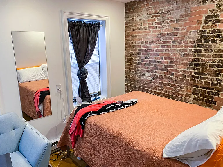 10 Wiget St #2 — Photo 8