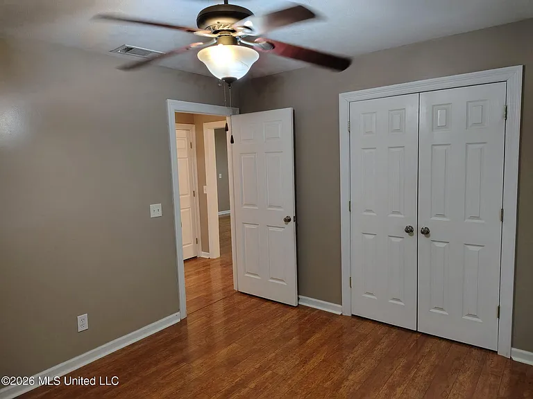 2111 Branch Creek Dr — Photo 17
