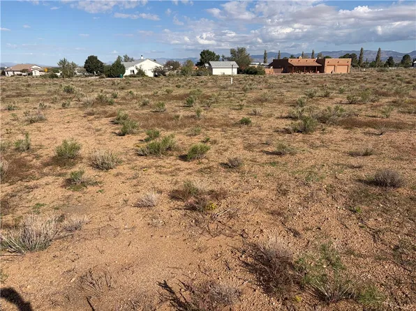 7768 E Tall Tree Way, Kingman, AZ 86401