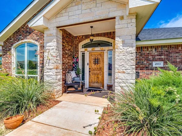 4933 Red Oak Ln, San Angelo, TX 76904