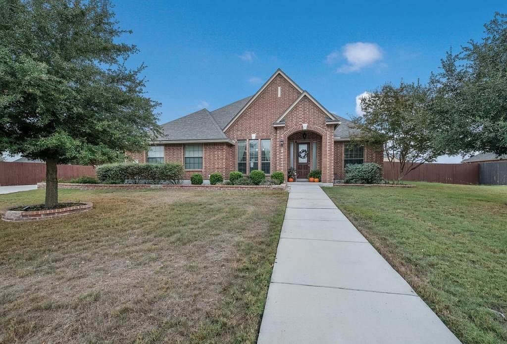 6712 Laura Hts, Schertz, TX 78154 | Zillow