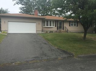 39 Labelle Dr, Chicopee, MA 01020