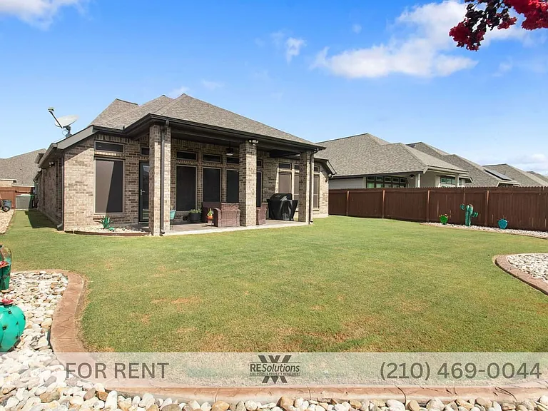 9018 War Wagon Ln — Photo 9