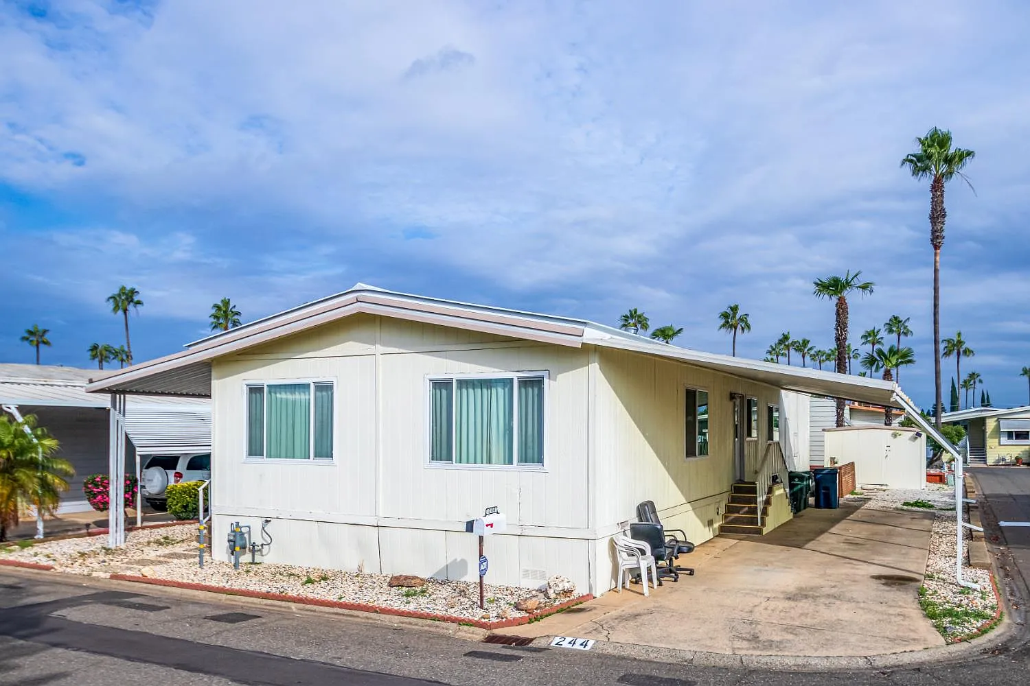 8181 Folsom Blvd Space 244 photo 1