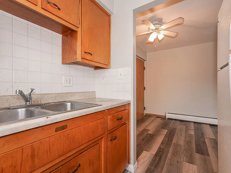 4224 W 20th St — Photo 12