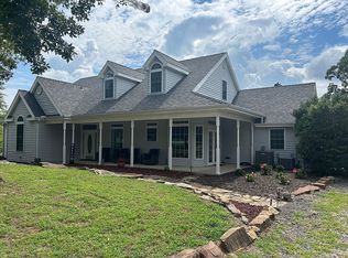 420 Falcon Ln, Eufaula, OK 74432