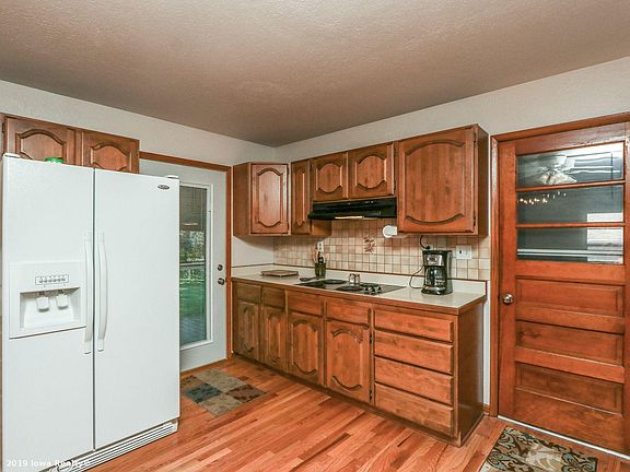 4th image of 1507 W 5th Ave