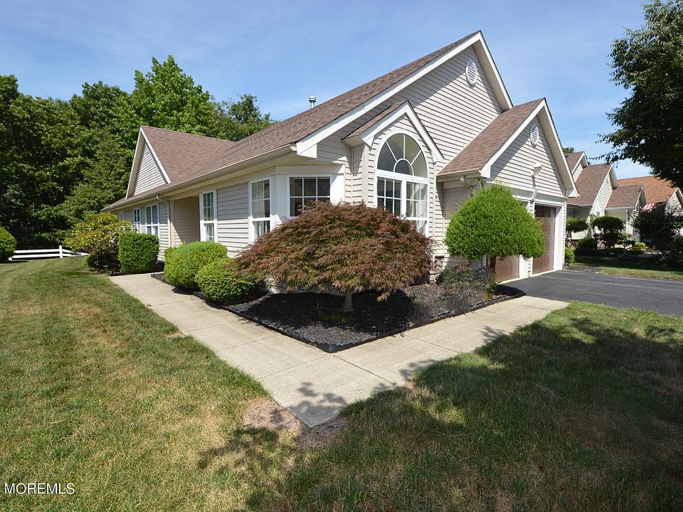 1st image of 2711 Meadow Lake Drive