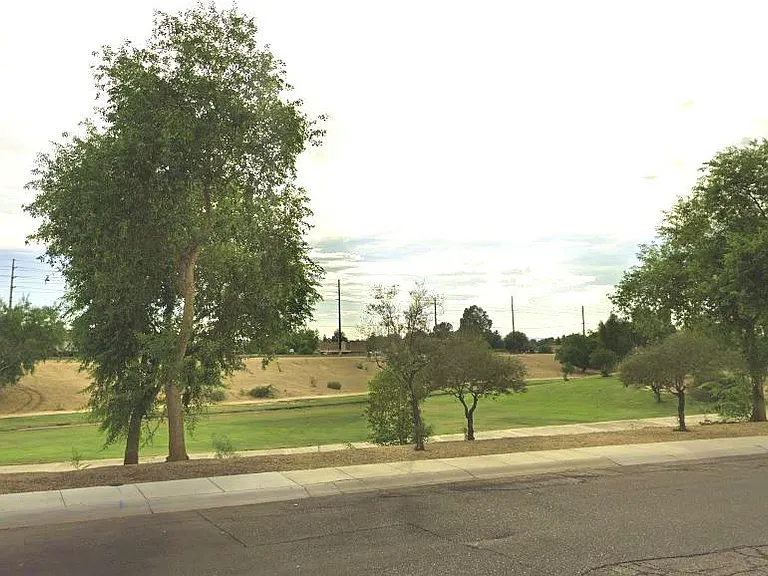 7112 W Minnezona Ave — Photo 11