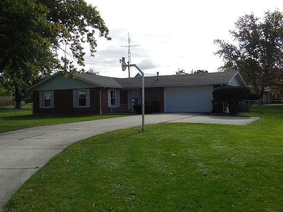 2nd image of 185 Gillcrest Dr