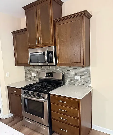 1015 Brightskies St — Photo 9