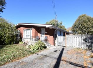 5 Ronaldshay Ave, Hamilton, ON L9A 3B2