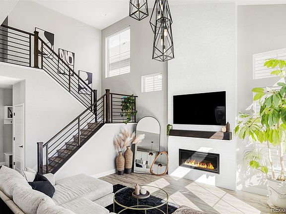 3rd image of 6250 Stable View Street