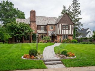 1574 Asylum Ave, West Hartford, CT 06117