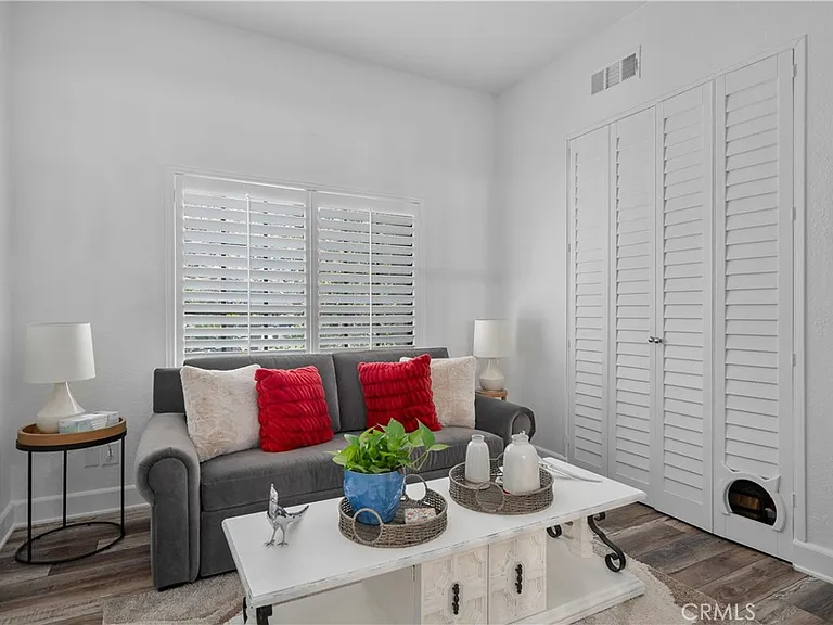 2601 S Broadmoor Dr — Photo 14