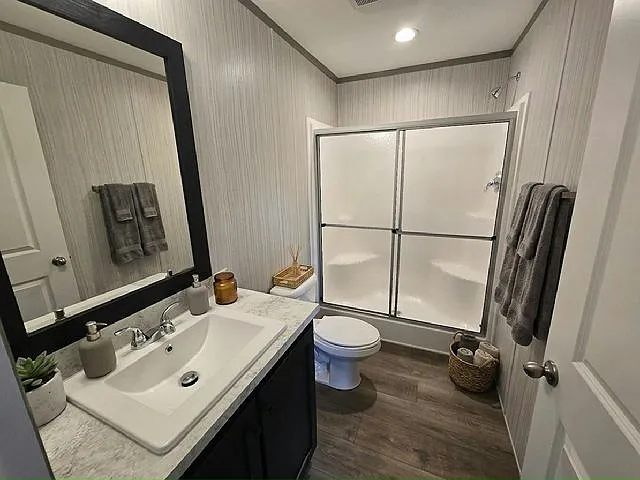 121 Lynn Ln #15 — Photo 6