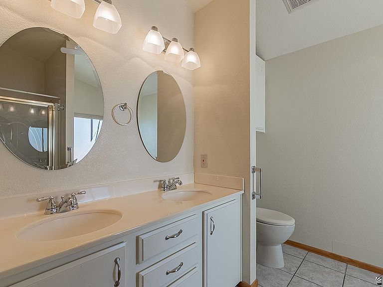 Primary bath double vanity