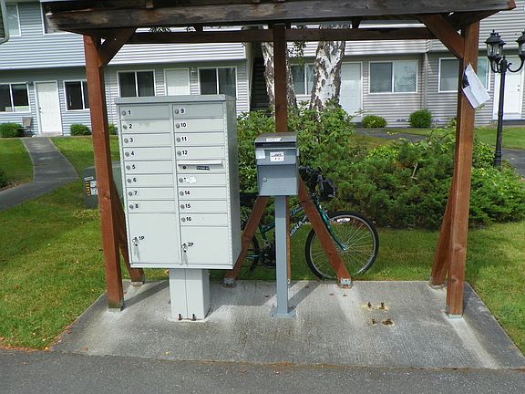 locking mailbox
