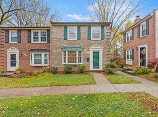 302 Gundry Dr, Falls Church, VA 22046