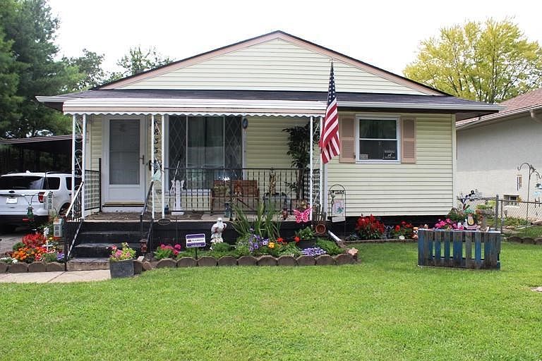 1st image of 853 Westphal Ave