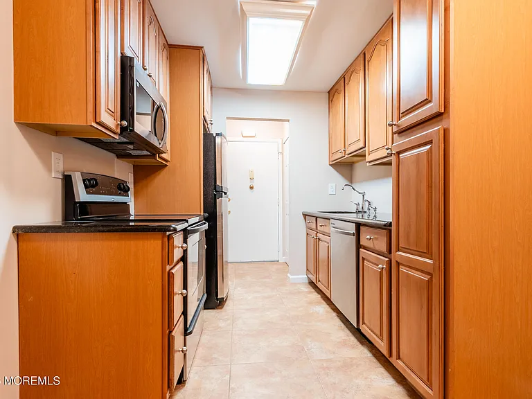 69 Overlook Way #E — Photo 12