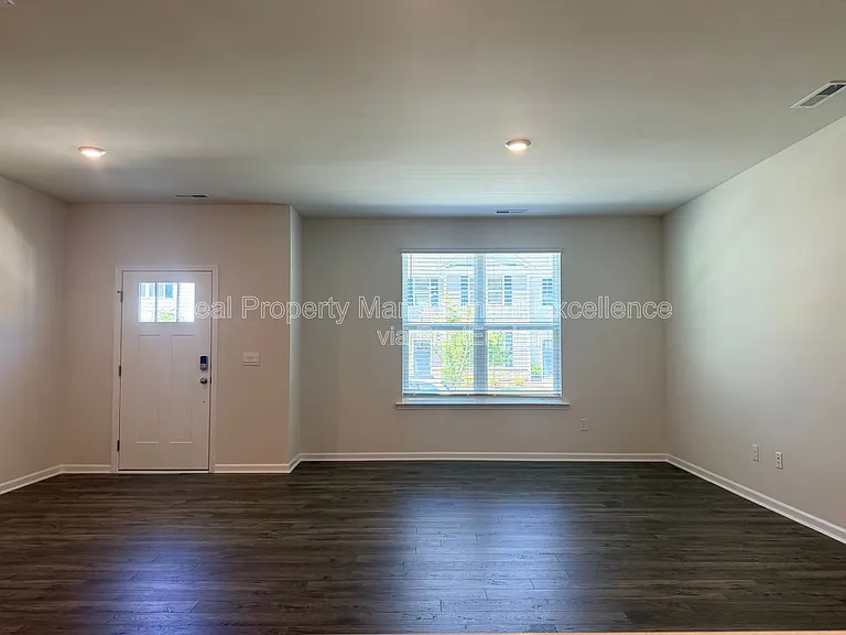 810 Old Tarboro Rd — Photo 9
