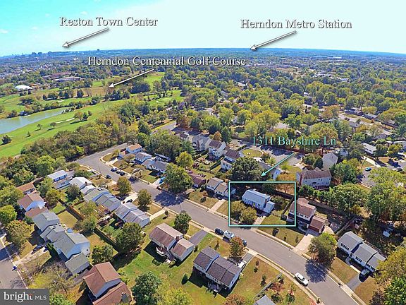 3rd image of 1311 Bayshire Ln
