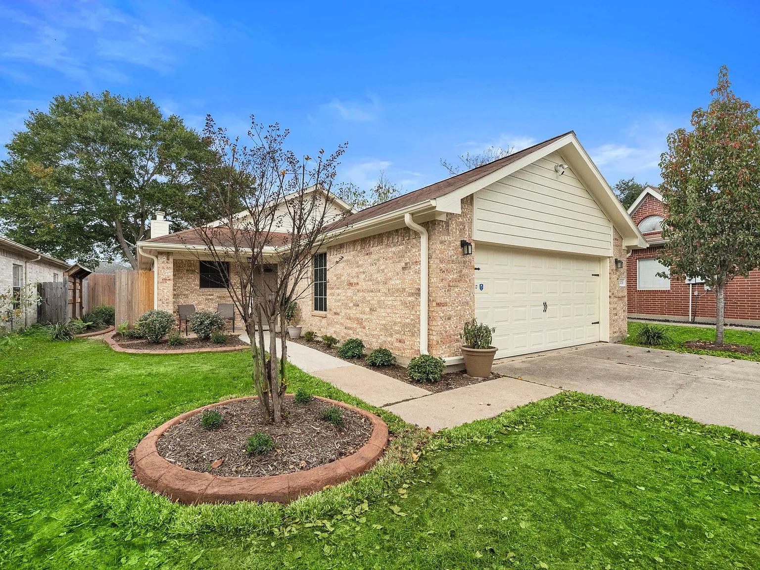 12026 Westwold Dr — Photo 2