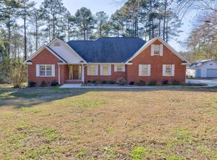 139 Backman Grove Ct, Lexington, SC 29073
