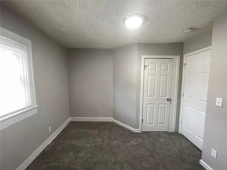 jpg