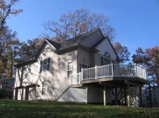 27 Woodland Trl, Hamburg, NJ 07419