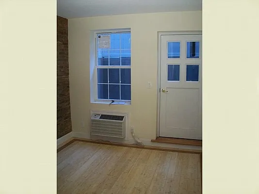 Rented by Stribling | media 16