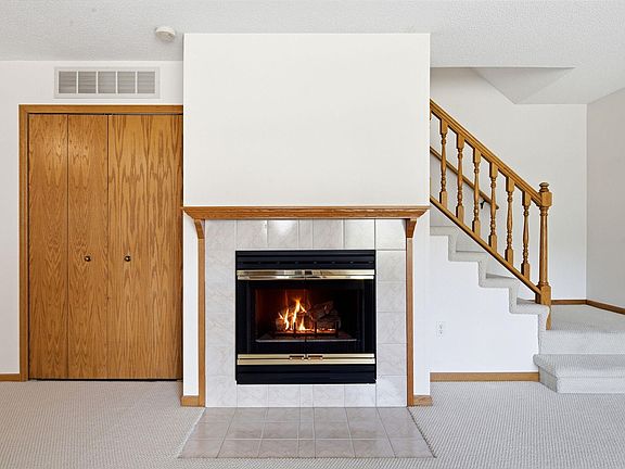 3rd image of 5305 Orleans Ln N APT 6