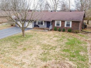 2305 Woodland Dr, Owensboro, KY 42301