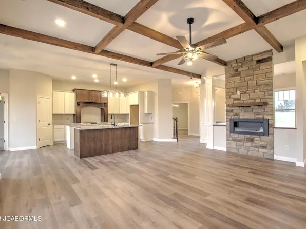 18811 S Route A, Hartsburg, MO 65039