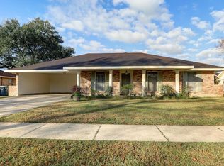 302 Kees Cir, Lafayette, LA 70506