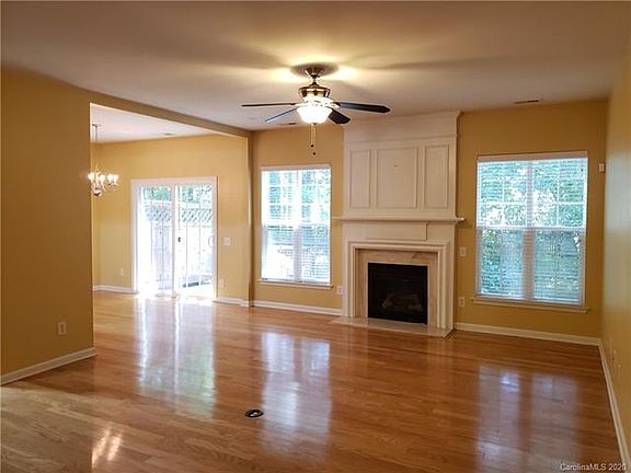 2nd image of 10332 Blakeney Preserve Dr